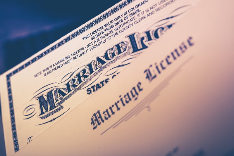 Cómo obtener una licencia de matrimonio en USA