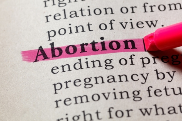 Aborto de adolescentes ilegales: Conozca sus derechos